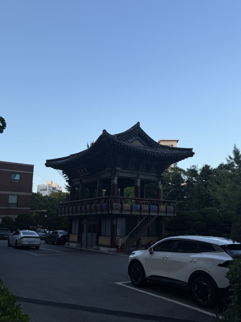 Why I Go to a Buddhist Temple Before Work